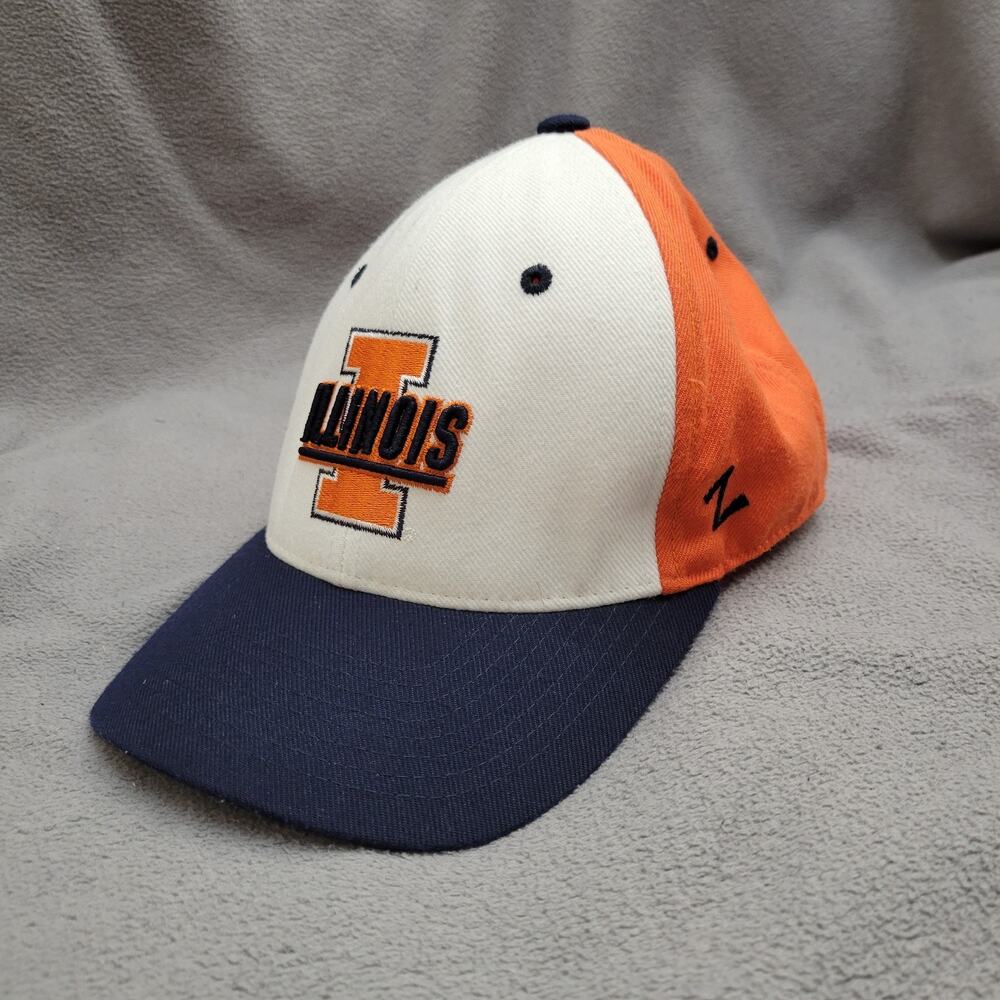 UNIVERSITY OF ILLINOIS Hat Cap Fitted Fighting Illini Wool Blend Embroidered